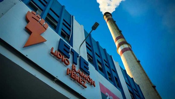 Unión Eléctrica estima déficit de 1592 MW para la jornada de este martes