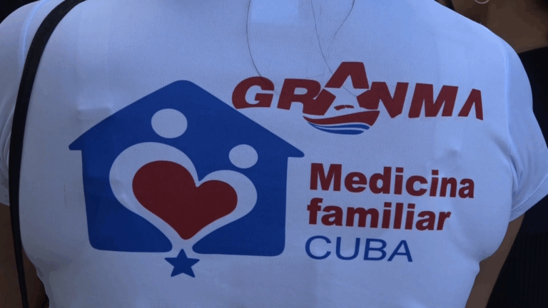 Realizan conversatorio sobre prevención de drogas en Manzanillo