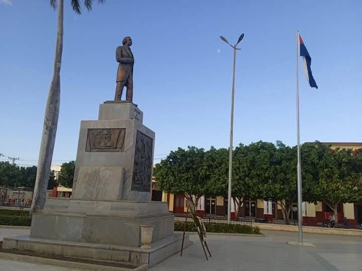 Conmemoran el natalicio de Carlos Manuel de Céspedes en Bayamo
