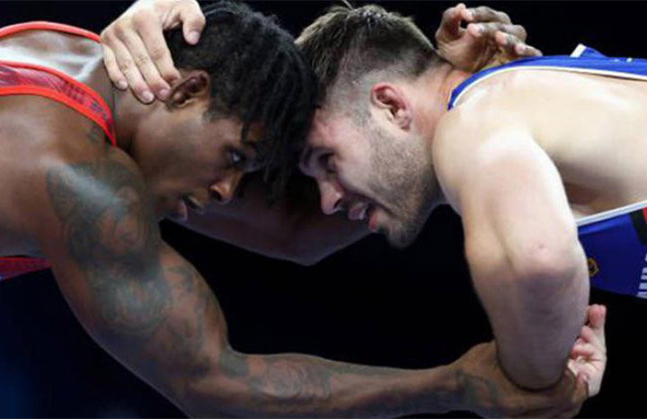 Silot cierra con plata en Panamericano de Luchas