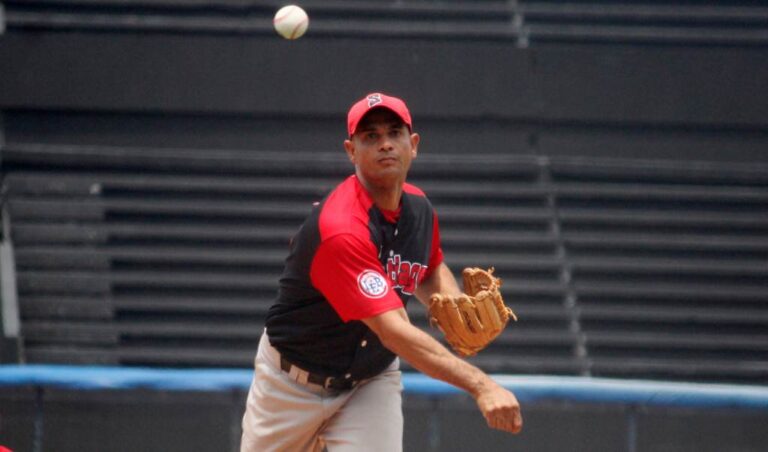 Santiago de Cuba busca premio en Liga Élite del Béisbol Cubano