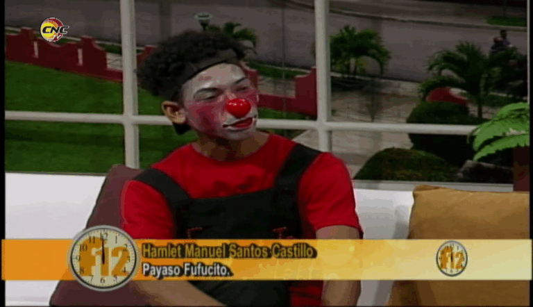 Payaso Fufusito celebra el Día de la Infancia