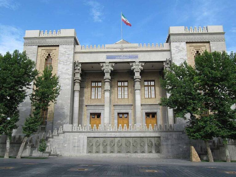 Irán se reserva el derecho a enfrentar agresión de EEUU