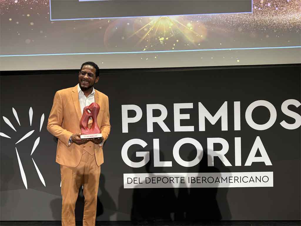 Sotomayor eleva más la varilla: Premio GLORIA Leyenda Iberoamericana (+Foto)