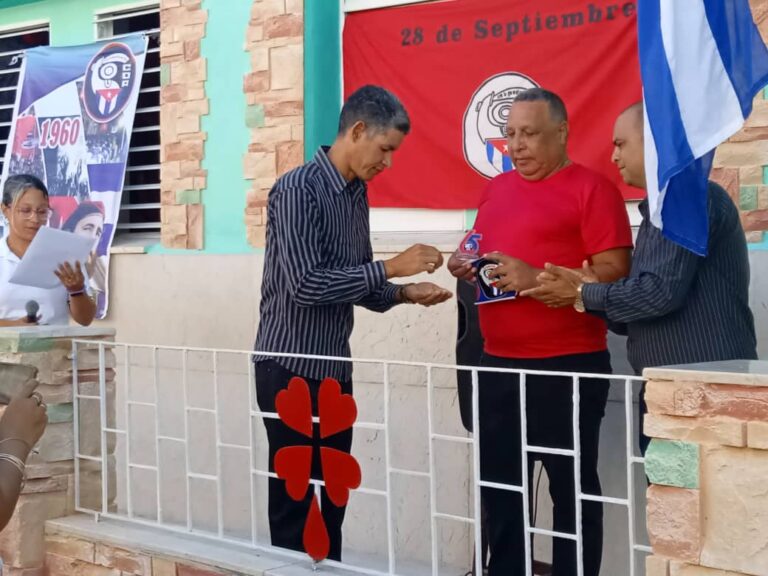 Otorgan Condición 65 aniversario de los CDR al Banco Provincial de Sangre
