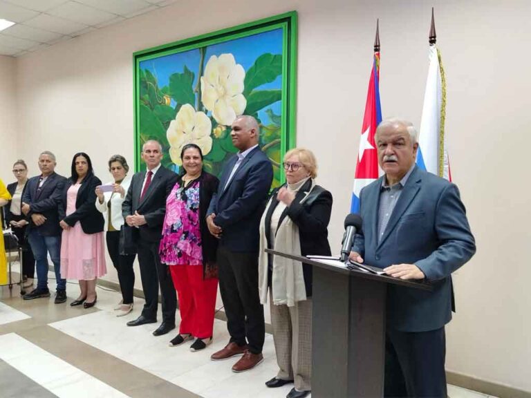 Celebran en Moscú acto de graduación de estudiantes cubanos (+Fotos)