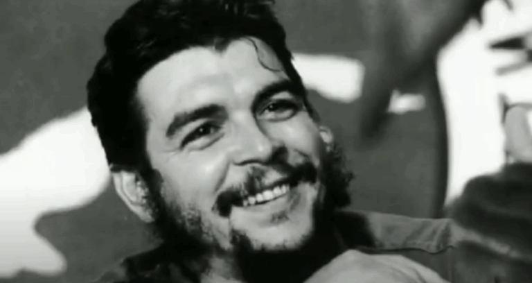 Ernesto Che Guevara resalta por su personalidad multifacética