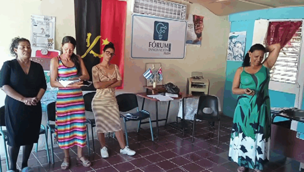 Graduados en Pilón nuevos técnicos superiores en Trabajo Social
