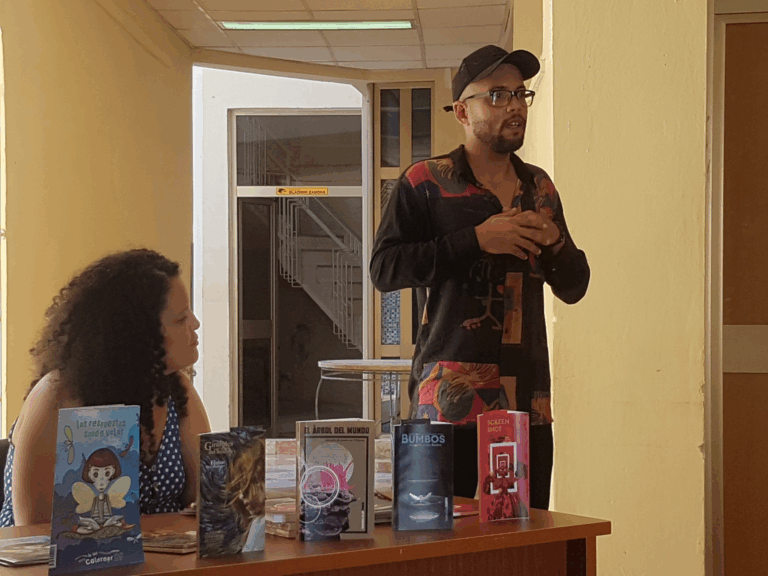 Inicia en Granma evento literario “Los últimos serán los primeros”