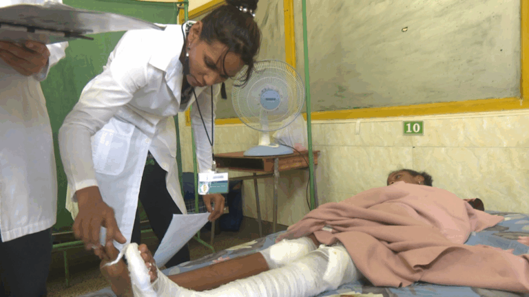 Evolucionan de forma satisfactoria pacientes involucrados en accidente masivo en la provincia Granma (+Fotos)