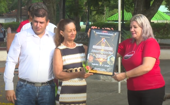 Reconocen a cederistas y colectivos destacados de la provincia por el aniversario 65 de los CDR