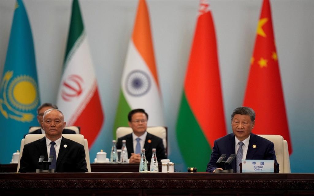 China lanza plataformas de cooperación y centros científicos en OCS