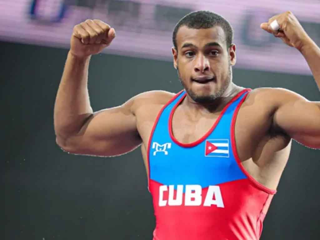 Cubano Rosillo busca revalidar corona en Mundial de Luchas