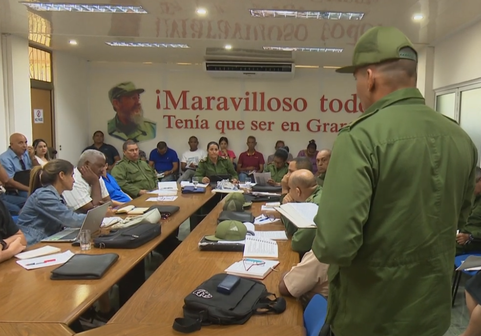 Autoridades del Consejo de Defensa Civil en Granma priorizan evacuaciones en municipios vulnerables