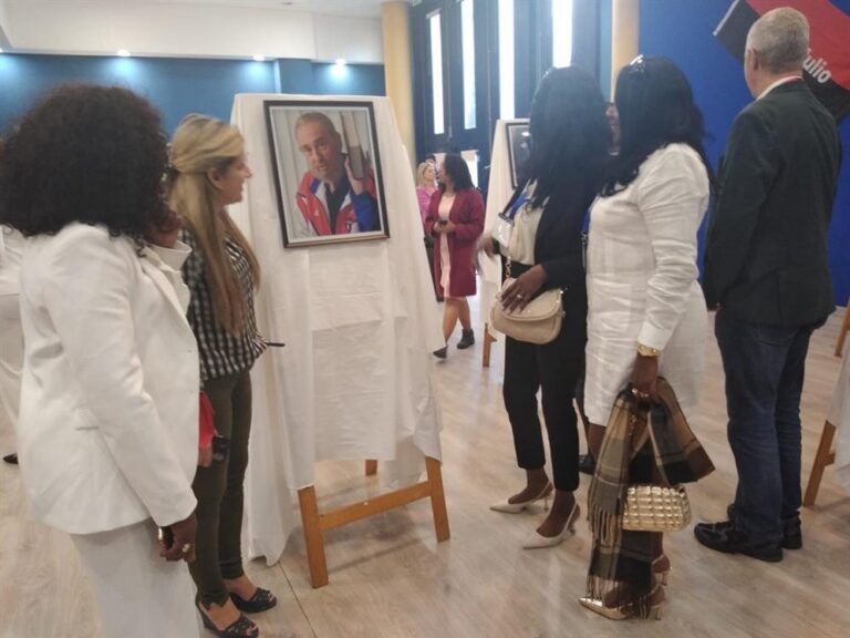 Muestra fotográfica en Italia sobre Fidel Castro durante el XVII ECRE (+Fotos)