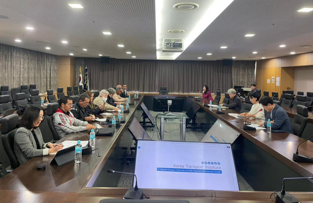 Seminario en Corea impulsa movilidad eléctrica en Cuba