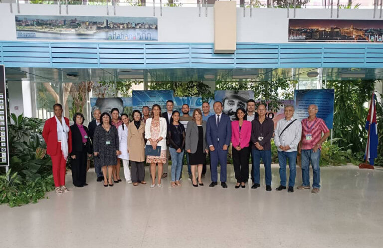 Inauguran nuevo laboratorio e insectario en IPK