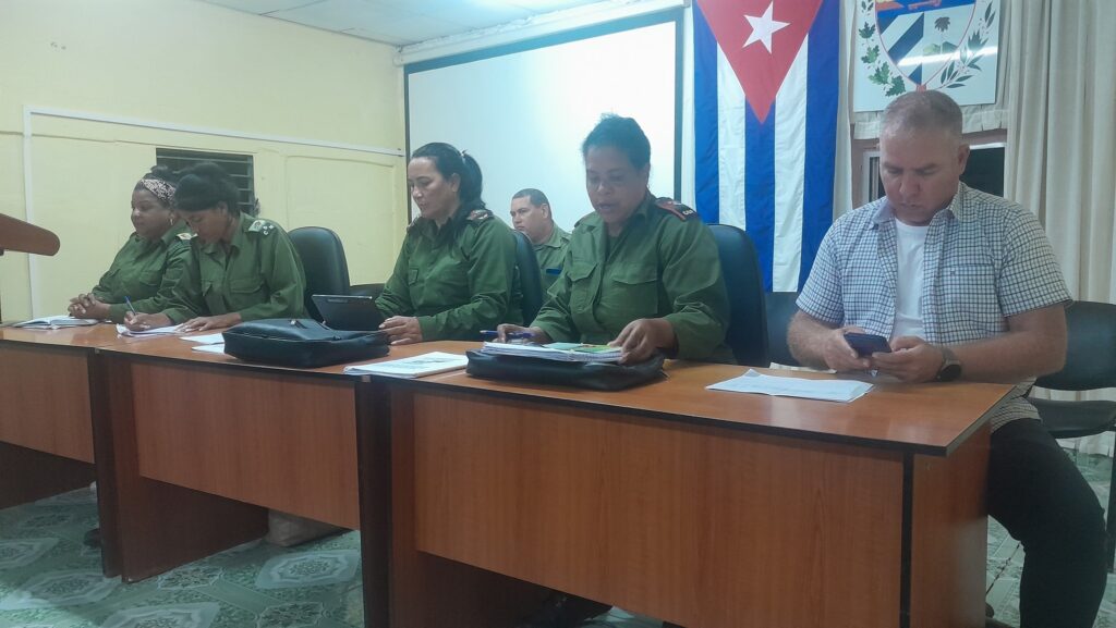 Defensa Civil en Granma chequea medidas para la recuperación de la provincia tras huracán Melissa