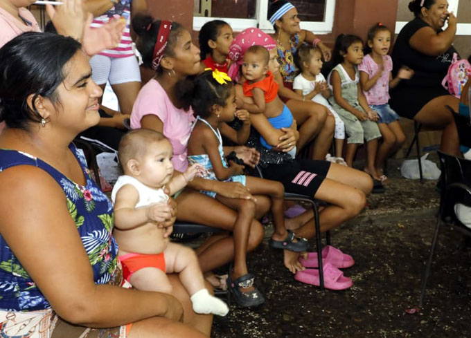 Granma mantiene a miles de evacuados tras el paso del huracán Melissa (+ fotos)