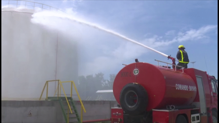 Celebran en Granma aniversario 329 de fundado el primer Cuerpo de Bomberos en Cuba