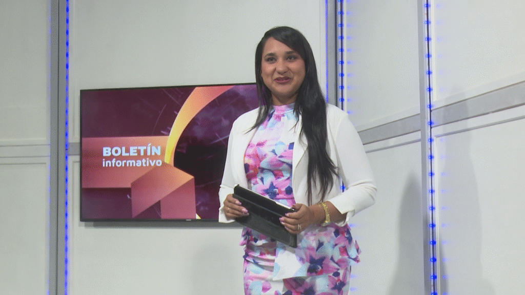 Destaca labor de locutora en telecentro provincial CNC TV Granma