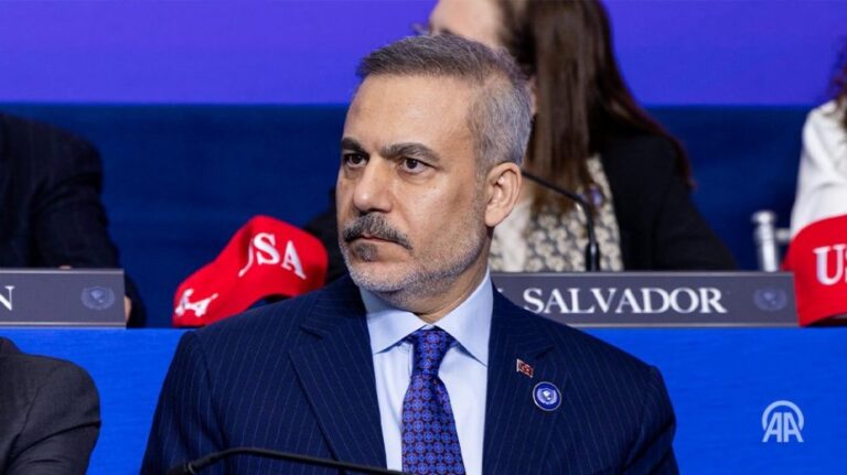 Türkiye dispuesto a enviar tropas a Gaza para fuerza de paz