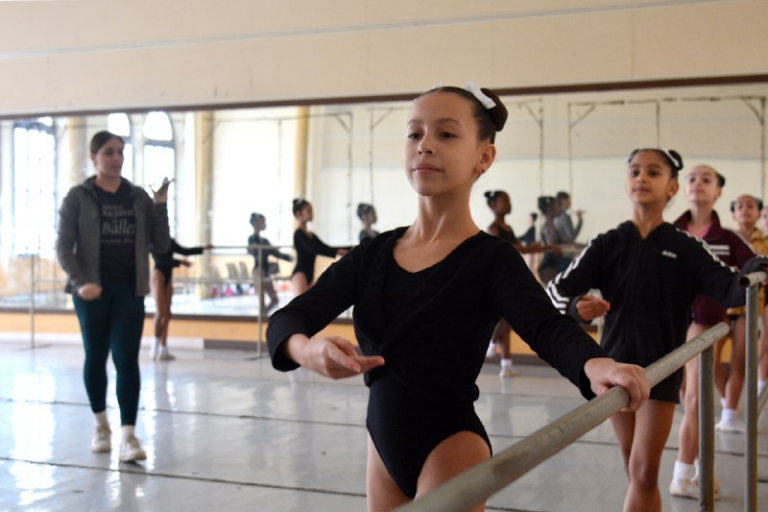 Escuela Nacional de Ballet, entre puntillas rotas y sueños íntegros 