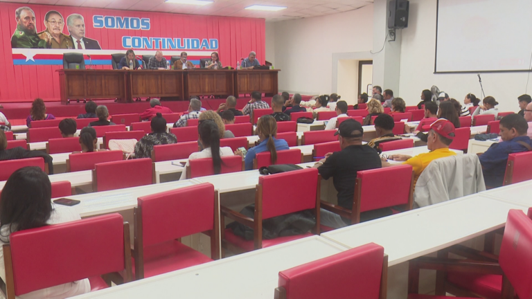 Instan trabajadores de la CNC a elevar calidad de propuestas televisivas