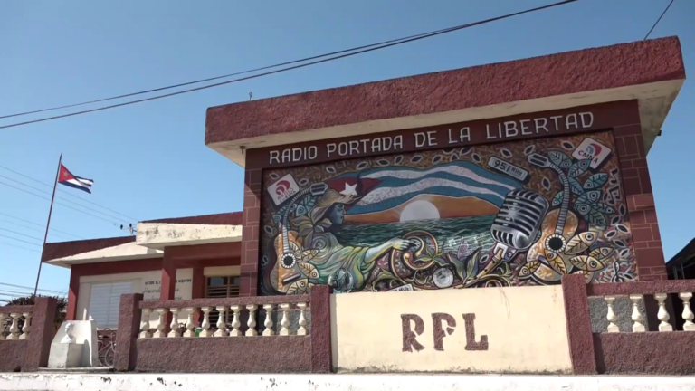 Adopta medidas Radio Portada de la Libertad ante escasez de fluido eléctrico