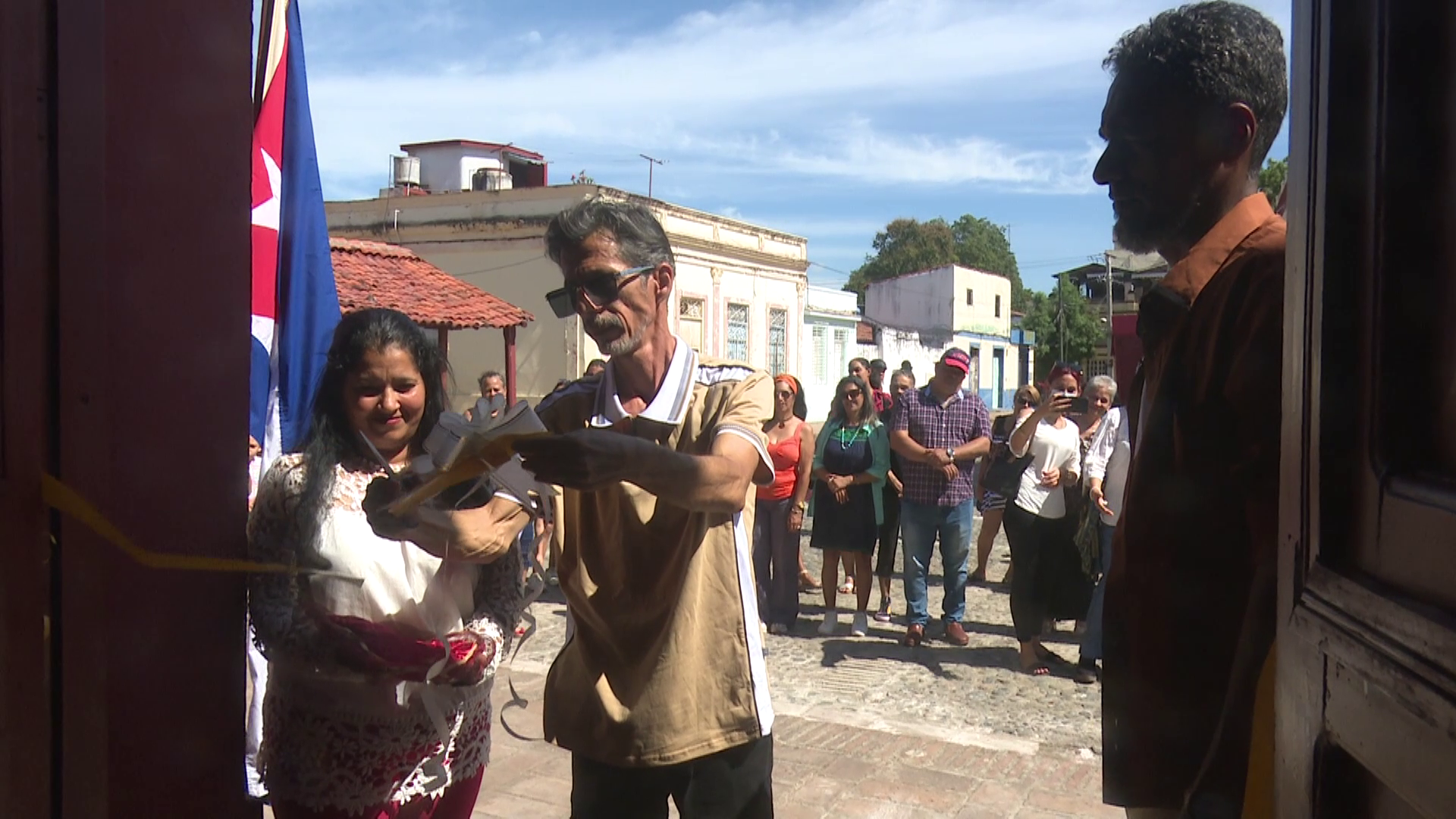 Inauguran en Granma tienda del fondo cubano de bienes culturales