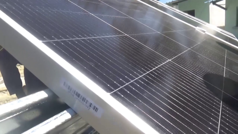 Se afianza en Granma, Programa Nacional de instalación de paneles solares