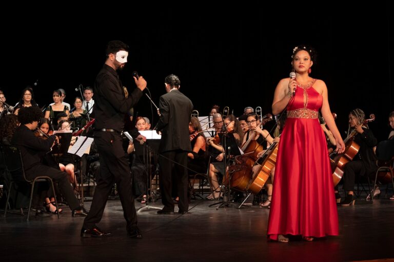 Honra a la nuevas generaciones Proyecto de Orquesta Sinfónica de Granma