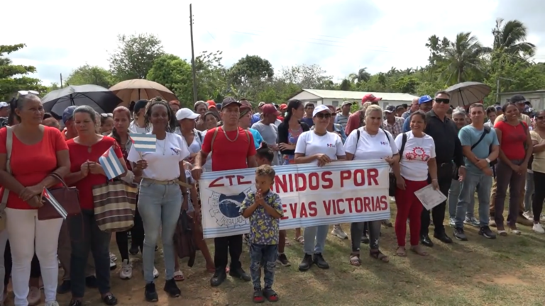 Desarrollan primer acto de barrio en homenaje al día de los trabajadores en Niquero