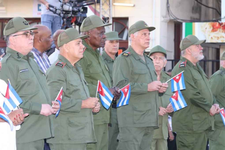 Presidente de Cuba califica a bloqueo de principal obstáculo