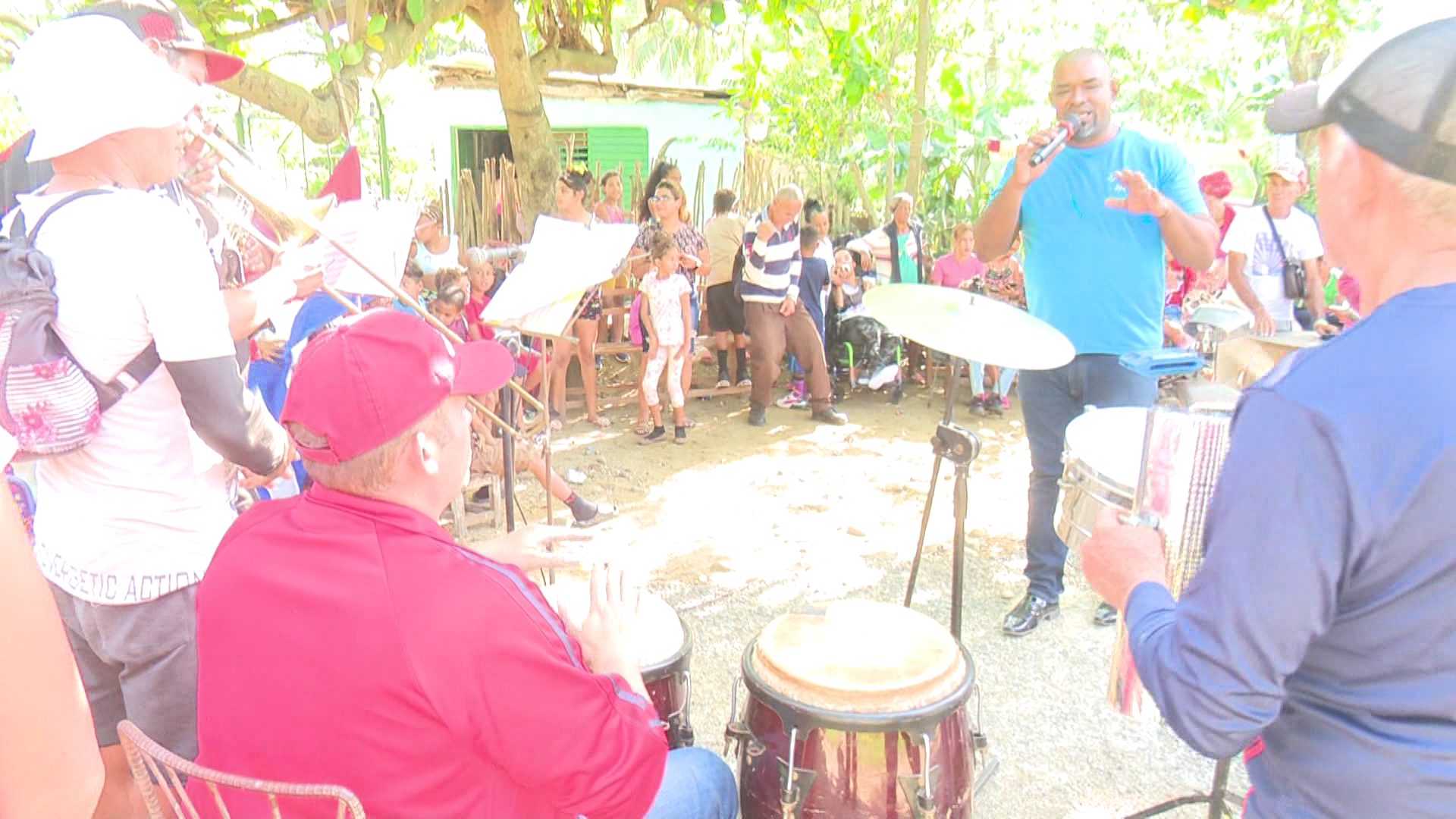 Promueve Guerrilla arte en comunidades