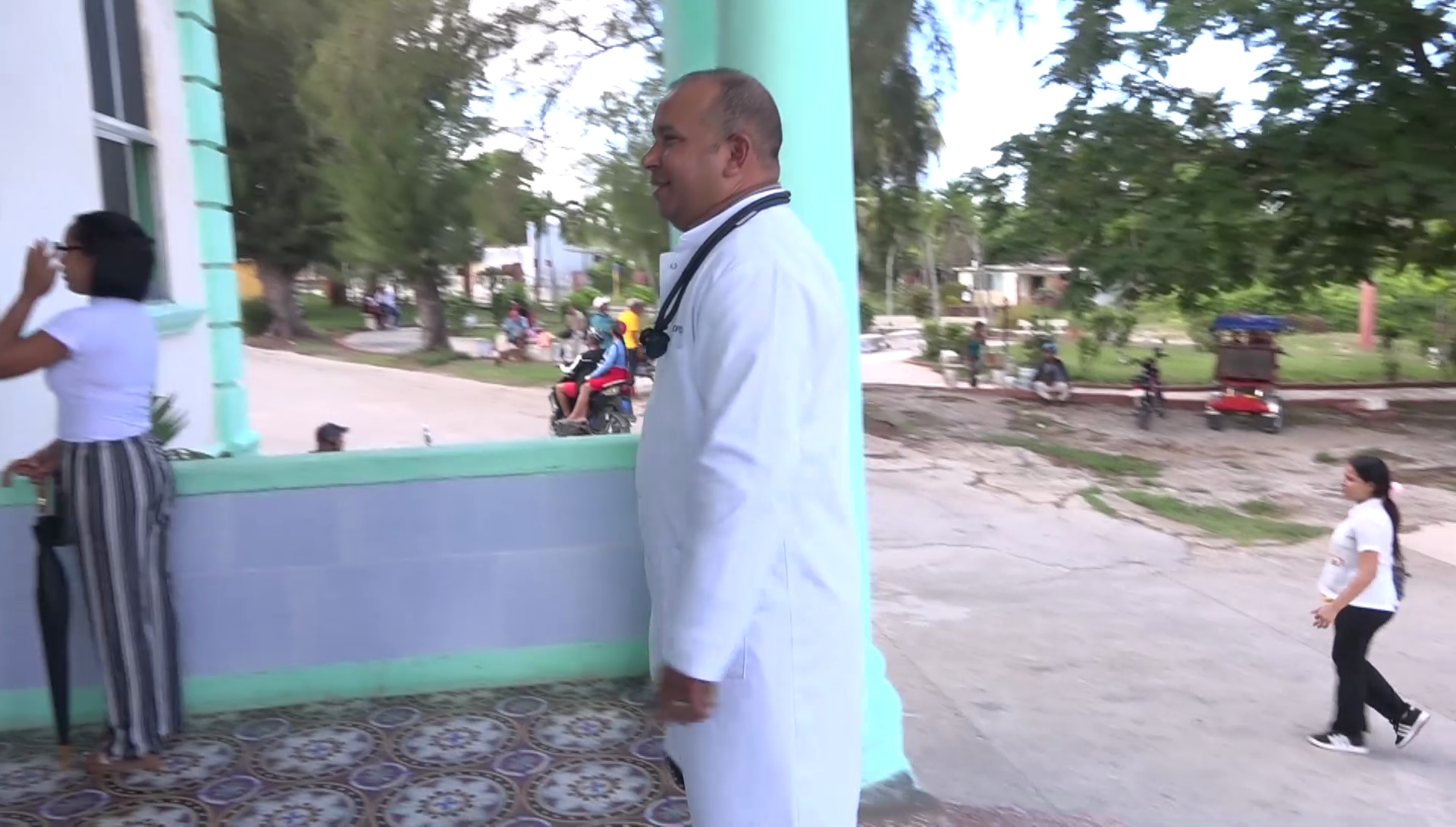 Dr. Alberto Damián García destaca por su entrega y capacidad profesional