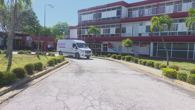 Recibe Copextel Granma distinción Vanguardia Nacional