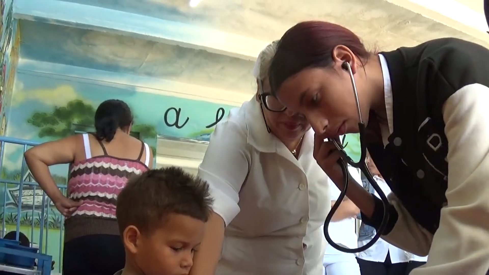 Avanza sin dificultades curso escolar 2025-2026 en escenario docente municipal de salud en Niquero