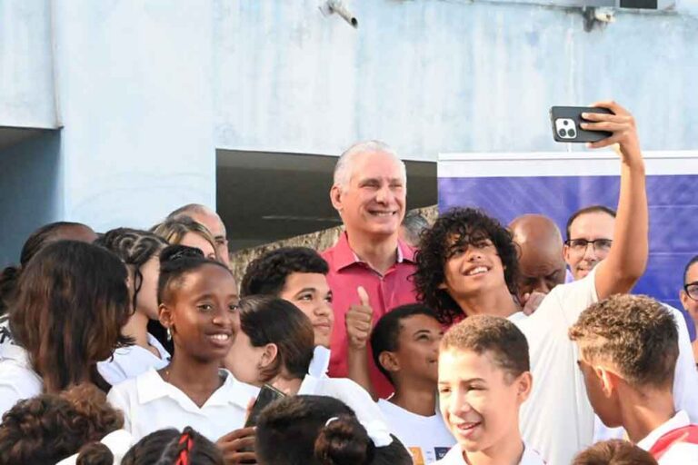 Reconoce Díaz-Canel papel de la UCI en soberanía tecnológica de Cuba