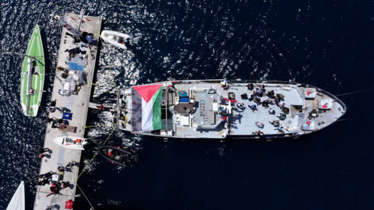 Zarpa desde Türkiye flotilla internacional para romper bloqueo a Gaza