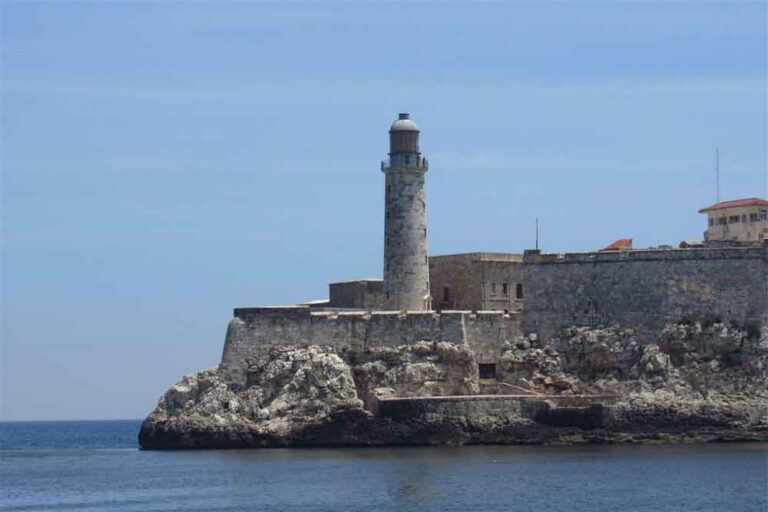 Faro del Morro de La Habana, atractivo de Cuba