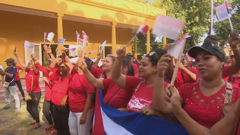 Reconocen a organismos y entidades destacadas en acto municipal por el 26 de julio en Bayamo
