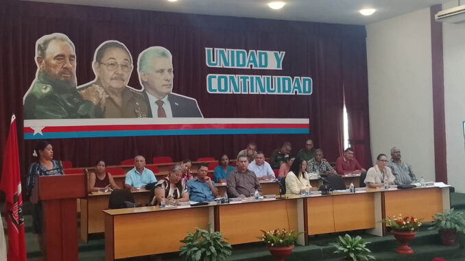 Chequea dirección del Partido implementación de transformaciones económicas y sociales en Granma