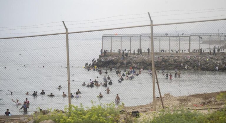 Ceuta bajo amenaza migratoria y tensión con Marruecos