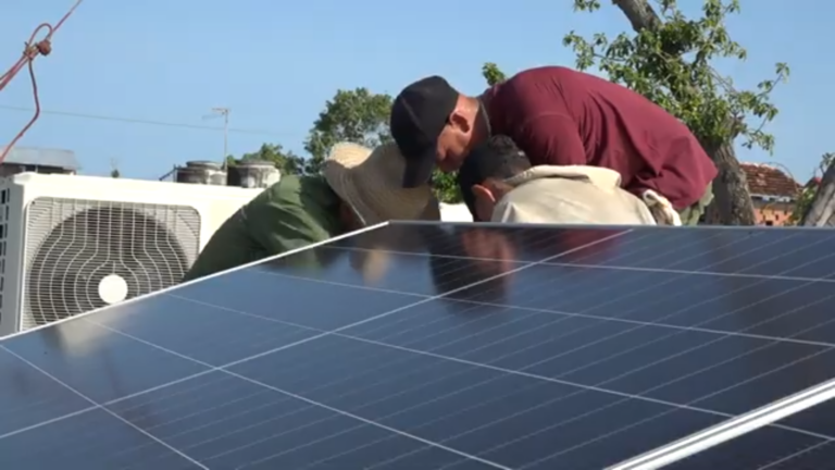 Avanza Niquero en el cambio de la matriz energética
