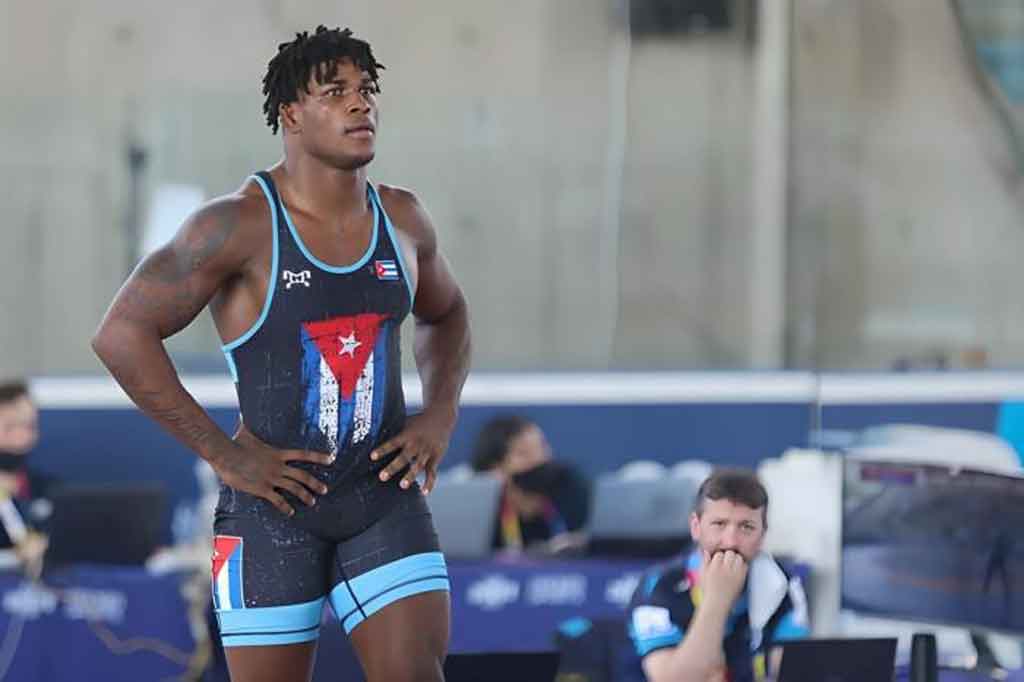Cubanos Sanz y Silot se despidieron de Campeonato Mundial de Lucha